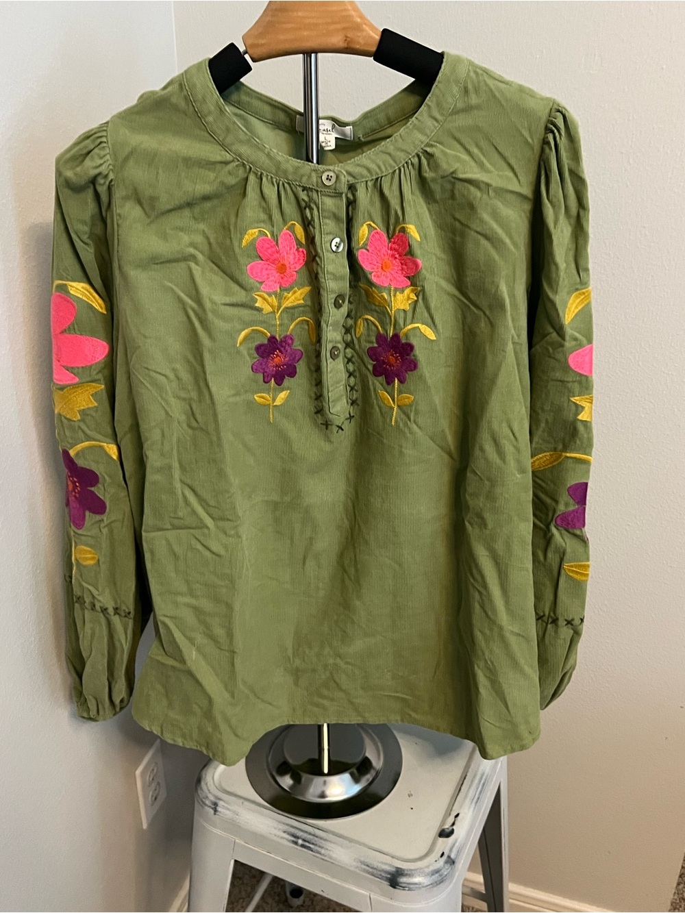 Olive Green Floral Embroidered Peasant Tunic